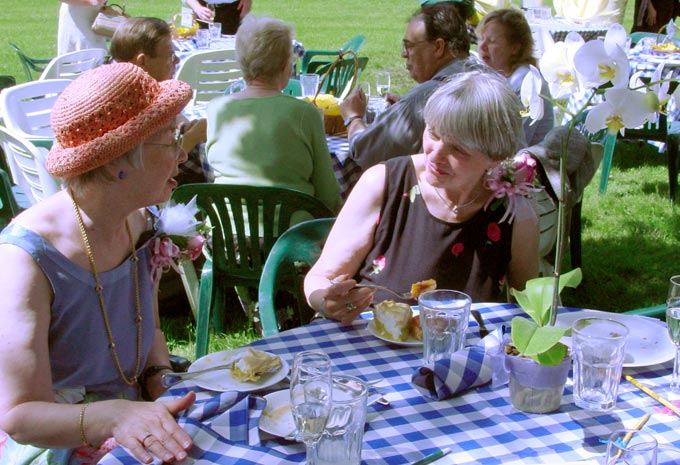 Sue & Marian